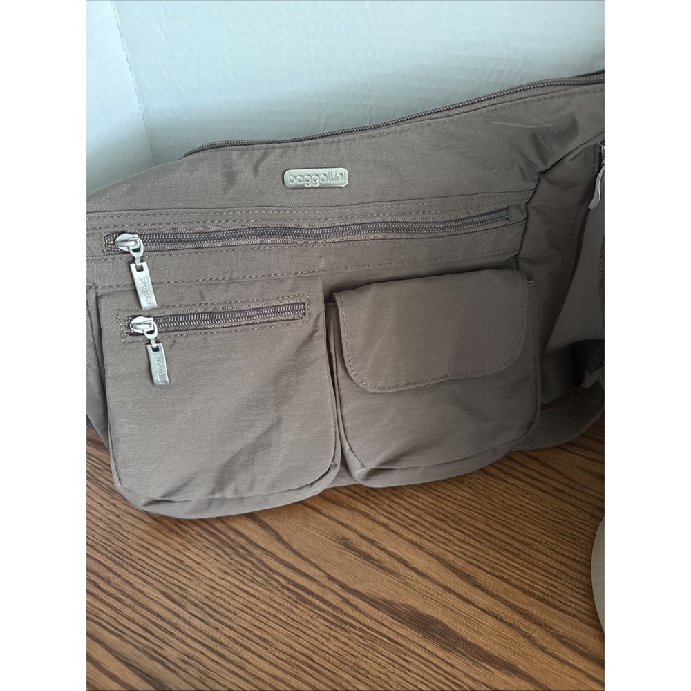 Baggallini Crossbody Bag Womens Brown Nylon Hobo Water Resistant Purse